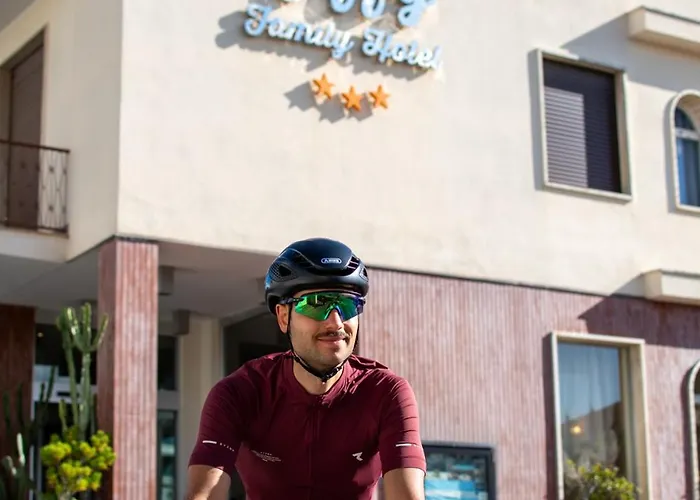 Raffy Family & Bike Hotel Diano Marina